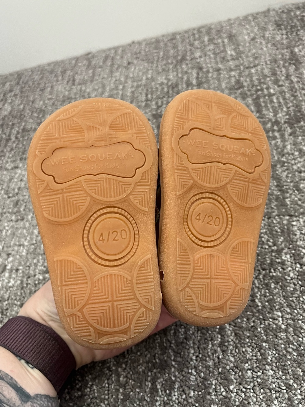NWOT “Fetch the Dog” Brown Toddler Shoe - Picture 5 of 5
